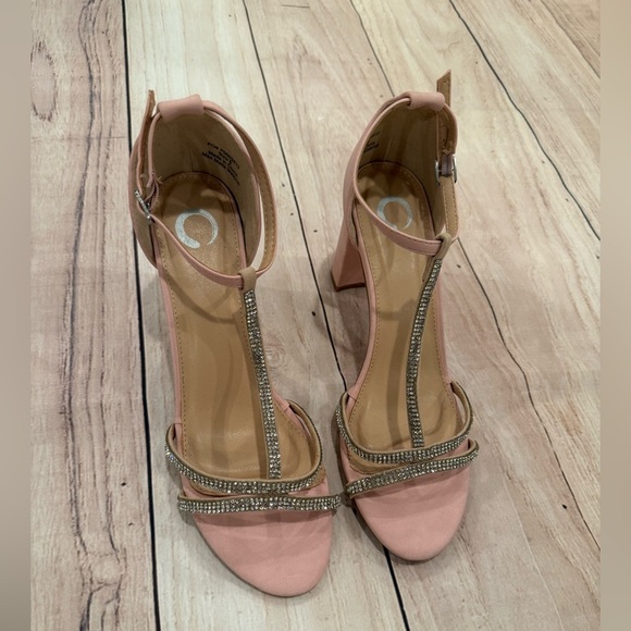 Pink T-Strap suede Block Heel Shoes/size 9 - Picture 7 of 10